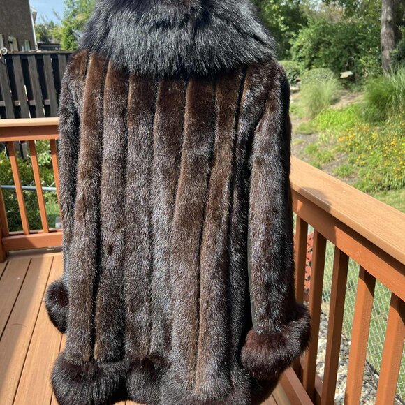 Vintage Rhomberg's Mink and Fox Fur Coat with Removable Fox Fur Bottom Trim - Picture 7 of 15